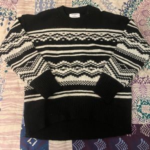 Old navy sweater